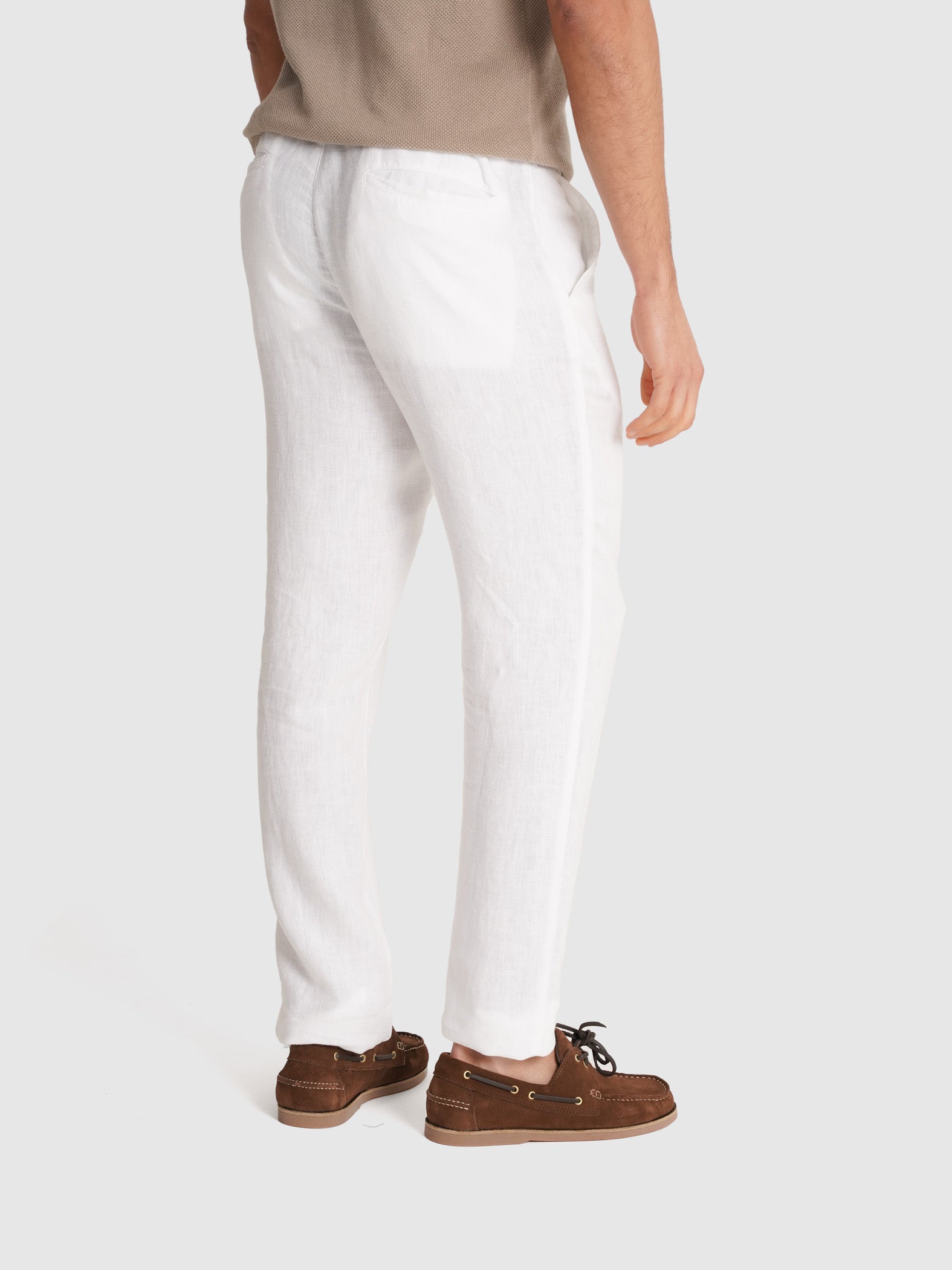 CALÇAS BRANCAS REGULAR FIT MARK BELLUCCI