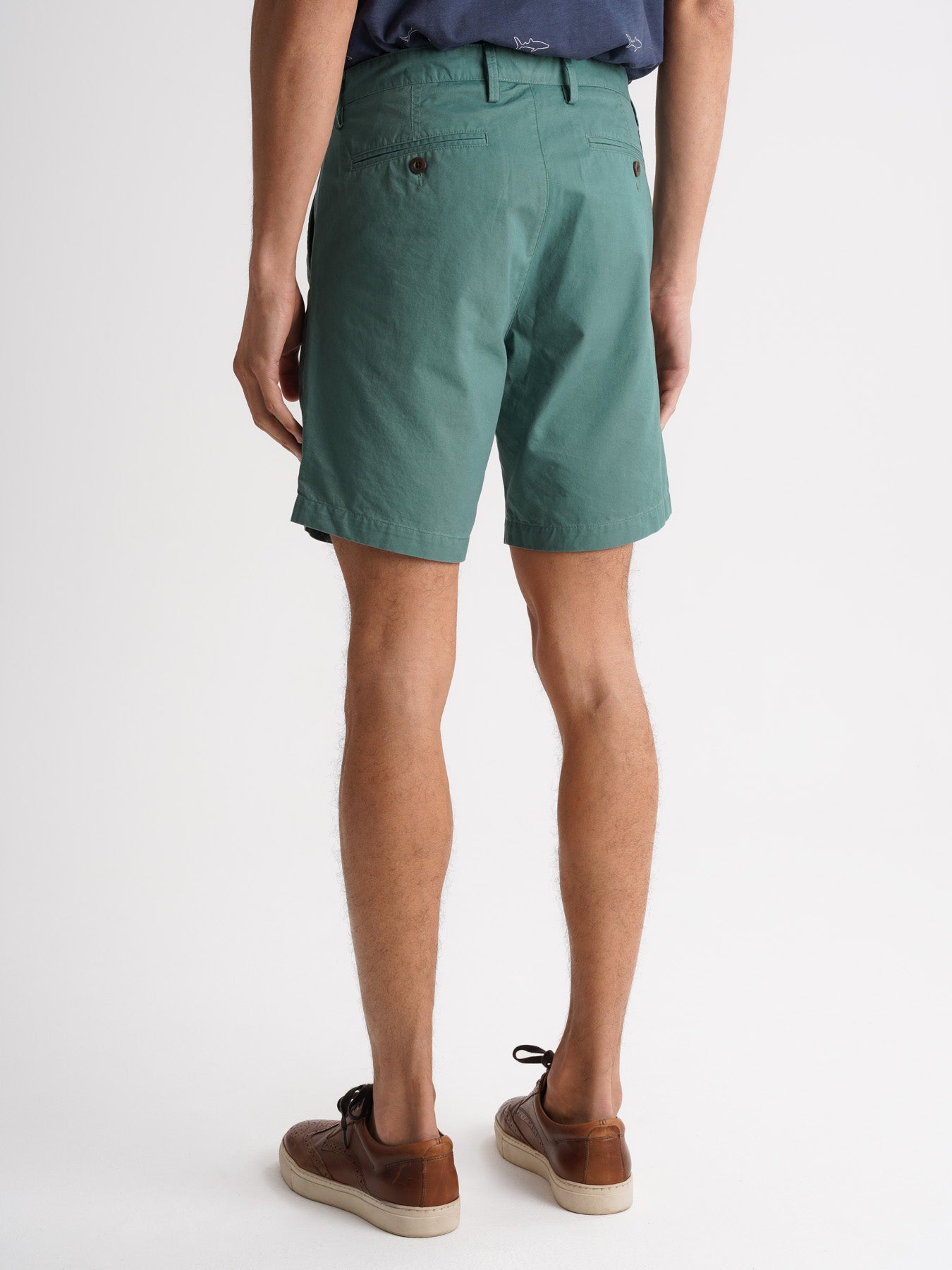 Pantalones cortos de corte slim en verde de Mr. Blue