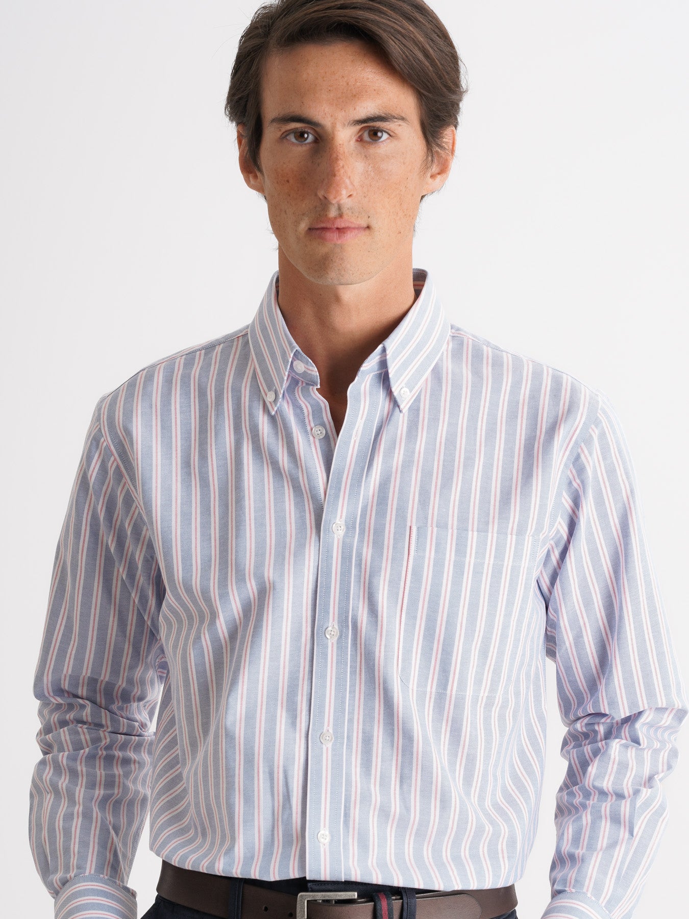 Camisa azul Oxford de corte estándar de Mr. Blue
