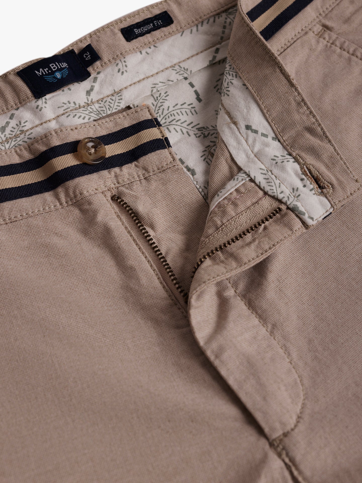 Regular Fit Beige Mr. Blue Shorts