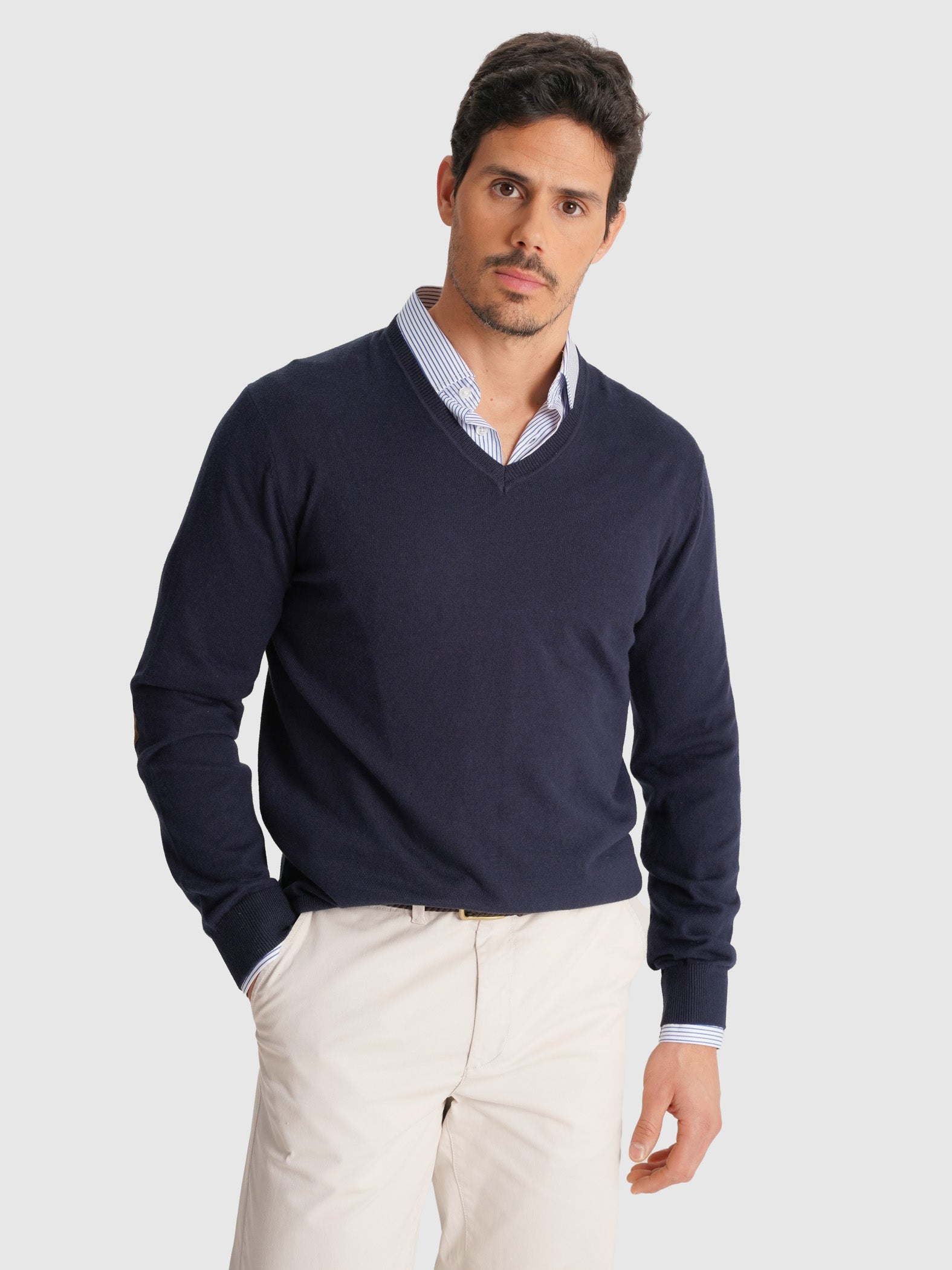 PULLOVER AZUL COM COTOVELEIRA REGULAR FIT MR. BLUE