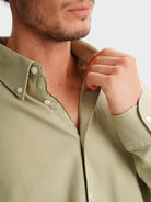 GREEN REGULAR FIT MR SHIRT. BLUE