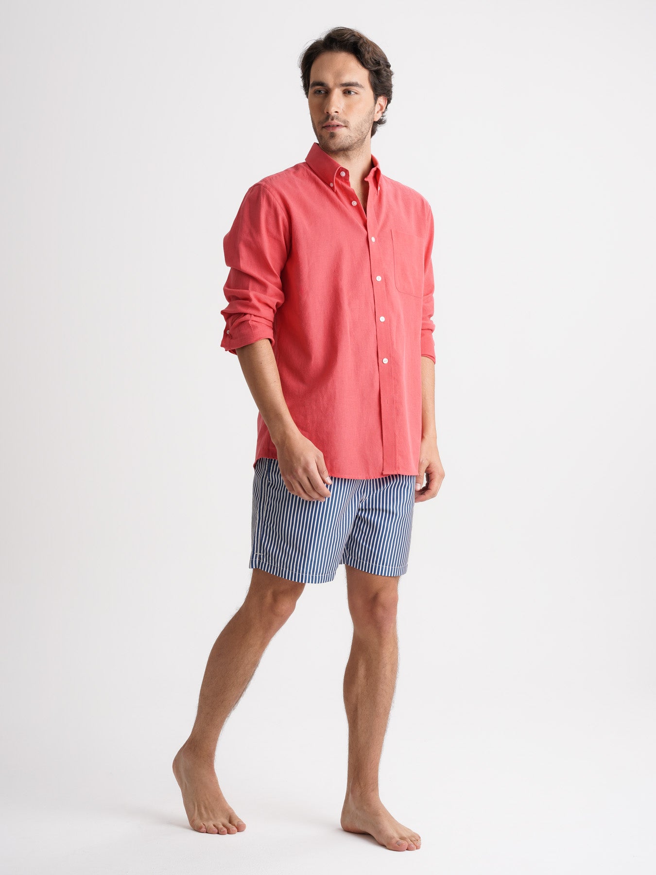 Camisa de corte estándar de lino rosa de Mr. Blue