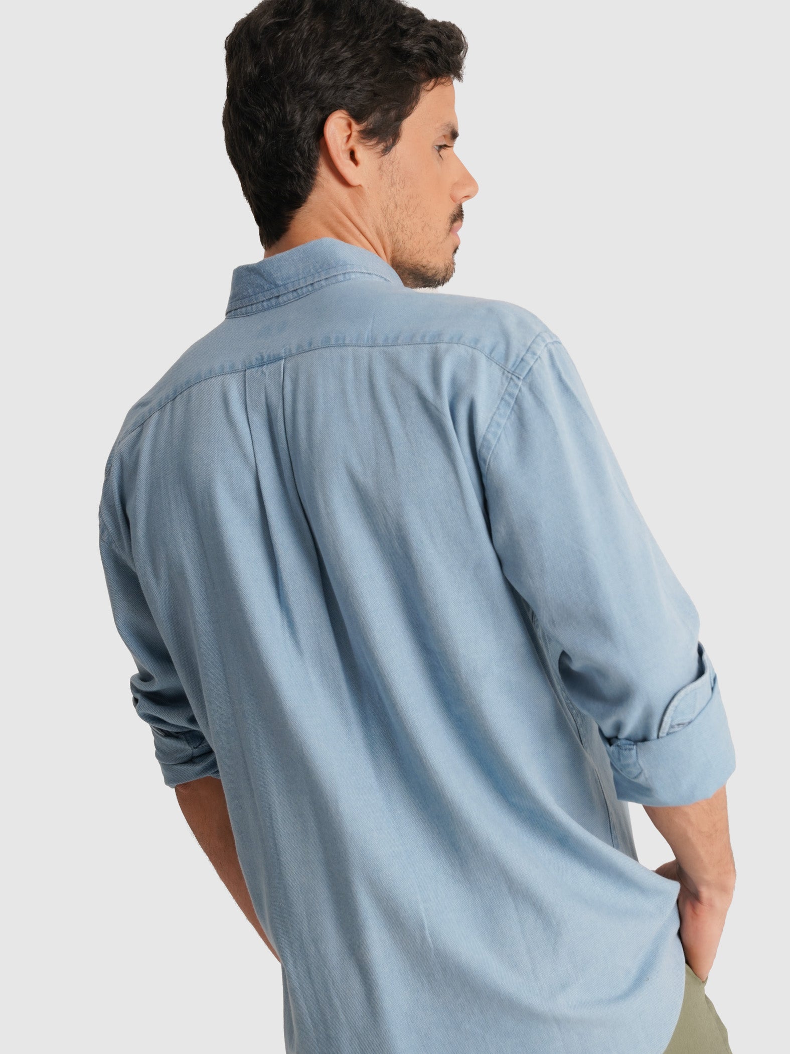 BLUE LONG SLEEVE REGULAR FIT MR SHIRT. BLUE