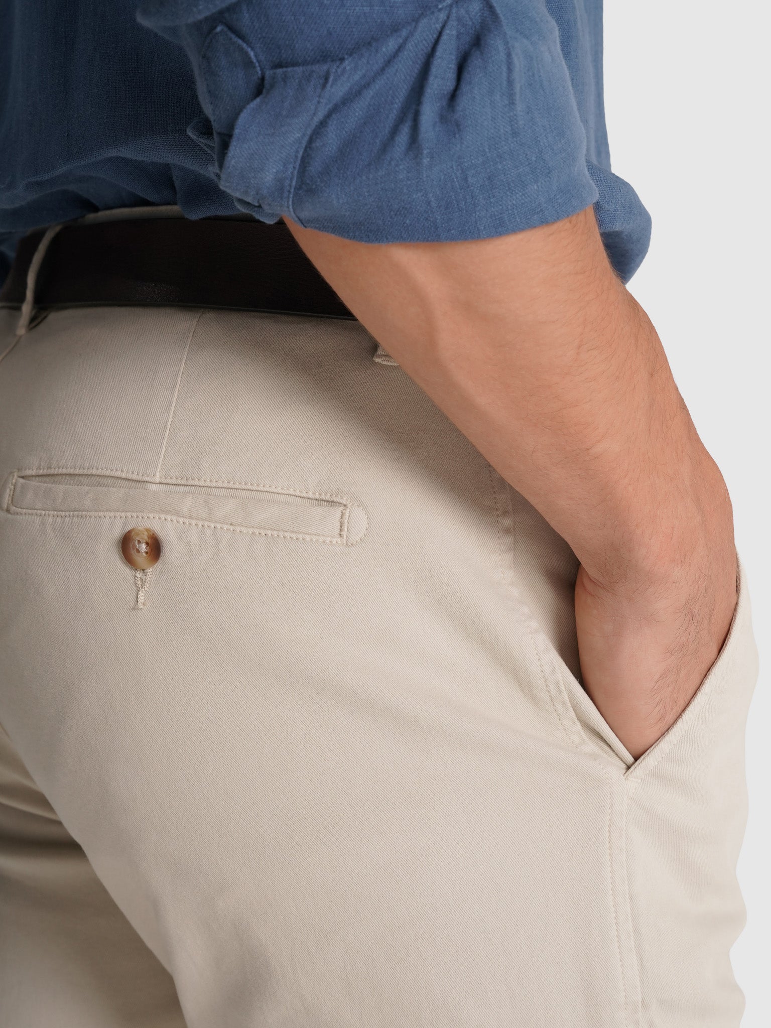 Calça Beges Regular Fit Mr. Blue