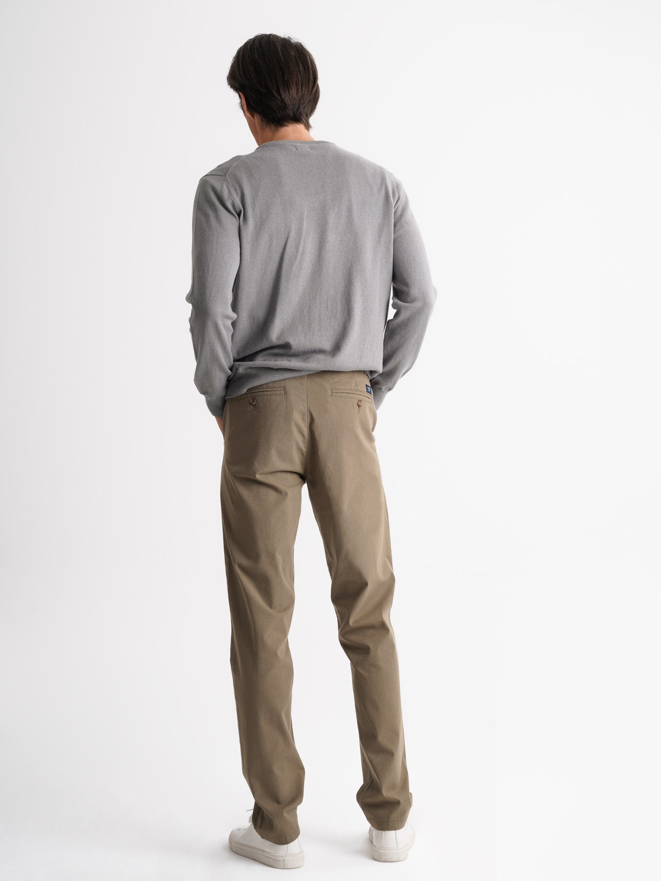Pantalón chino azul de corte slim de Mr. Blue